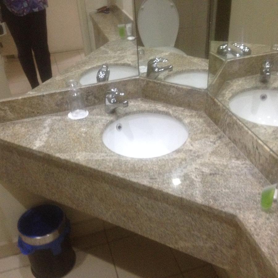 Tinapa Lakeside Hotel Calabar Exterior foto