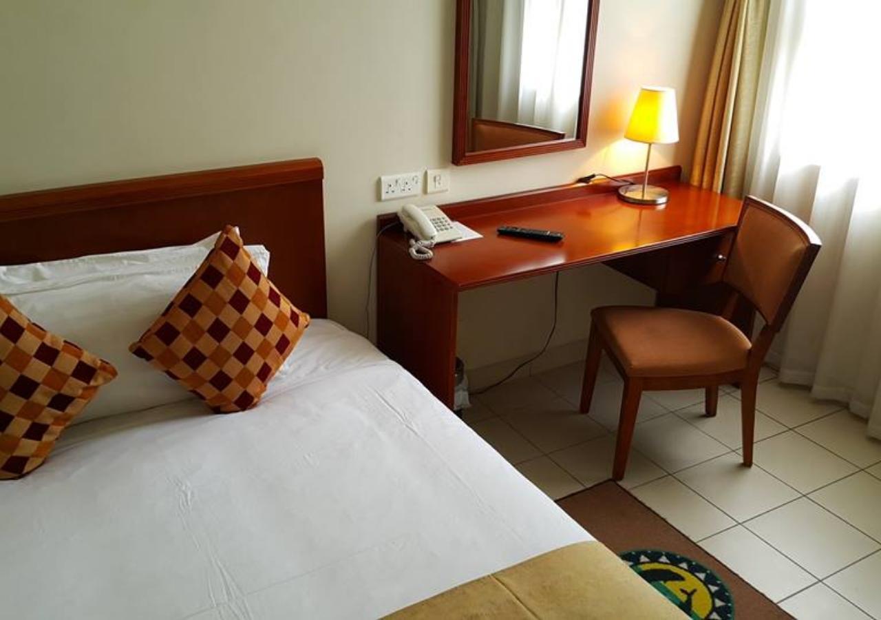 Tinapa Lakeside Hotel Calabar Exterior foto